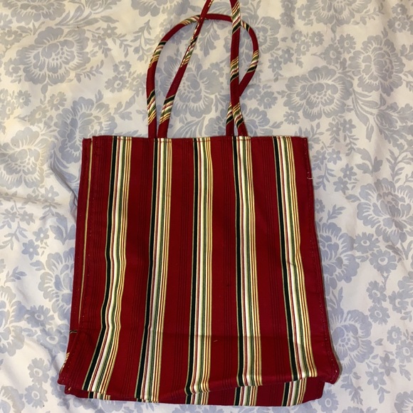 Longaberger Holiday Embroidered & Lined Gift Bag Front Pocket- 7-3/4”x4-1/2”x9” - Picture 8 of 11